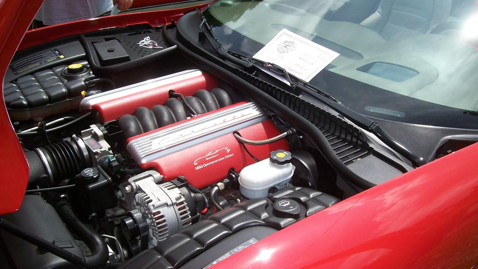 Corvette Generations/C5/C5 2003 Engine.webp